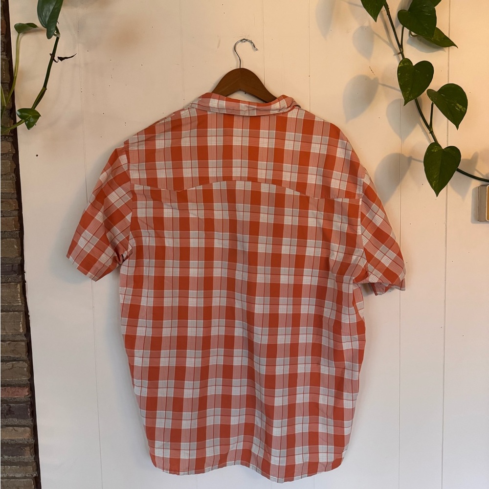 Patagonia Orange and White Plaid Short-Sleeve Button-Down Shirt - Picture 3 of 10